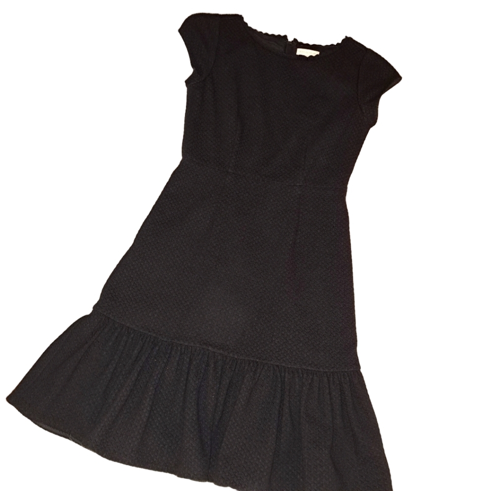 Rebecca Taylor Black Dress. Raised Pattern, Mini Sleeve Ruffled Bottom. Size 2.